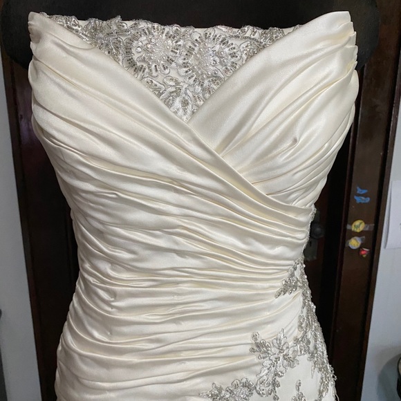 Impression Bridal Style 2985 Size 10 NWT - Picture 2 of 11